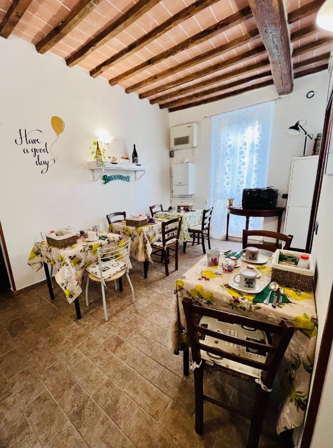 Podere La Miniera Relax & Food Siena Exterior photo