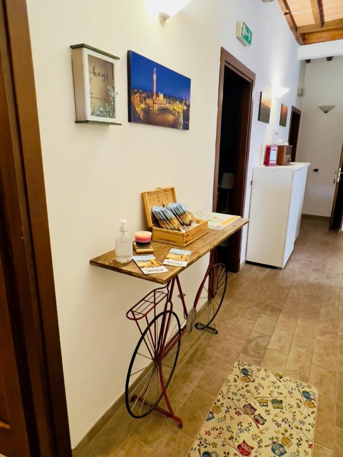 Podere La Miniera Relax & Food Siena Exterior photo